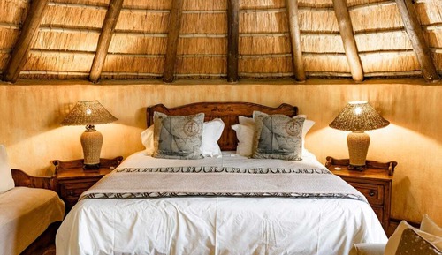 Luxury Single Room, 1 Twin Bed, Non Smoking, Courtyard View