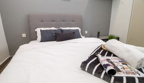 City Apartment, 2 Bedrooms (1)
