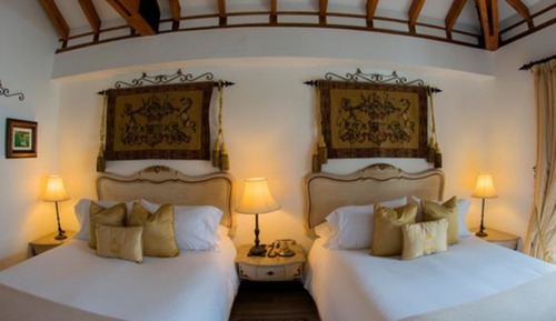 Classic Quadruple Room