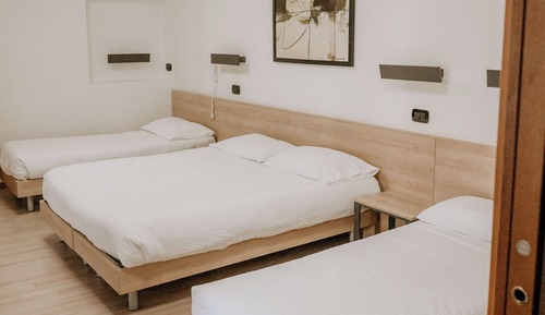 Family Quadruple Room, Balcony, Courtyard View