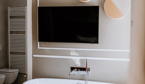 Deluxe Room, Balcony, City View