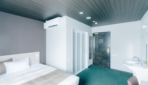 Universal Room