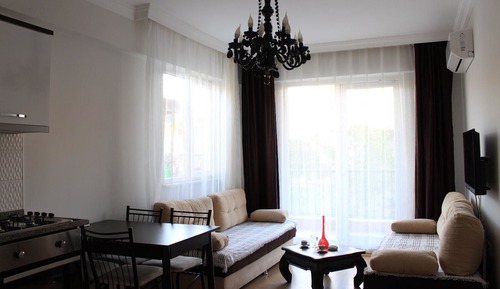 Family Apartment, Garden View