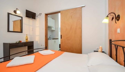 Apartment, 2 Bedrooms, Garden View