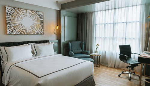 Deluxe Room, 1 Queen Bed