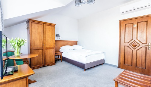 Deluxe Single Room, 1 Large Twin Bed, City View