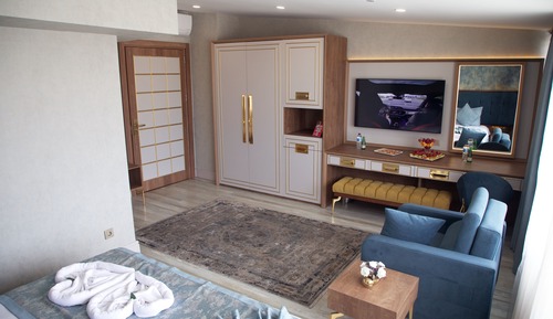 Junior Suite