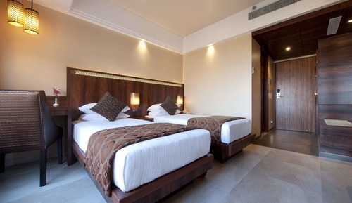 Deluxe Double or Twin Room