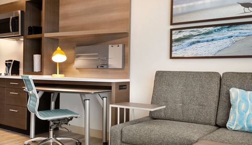 Studio, 1 King Bed with Sofa bed, Non Smoking, Partial Ocean View