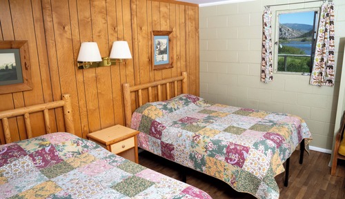 Traditional Cabin, River View