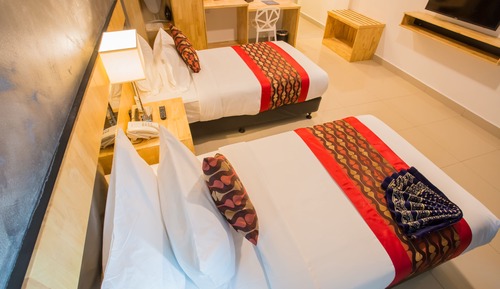 Deluxe Twin Room