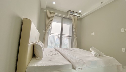 3 Bedrooms Apartment