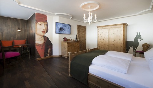 Deluxe Double Room (Grafenzimmer Jagdschloss)