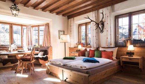 Deluxe Double Room (Hofzimmer Kühtaier Hof)