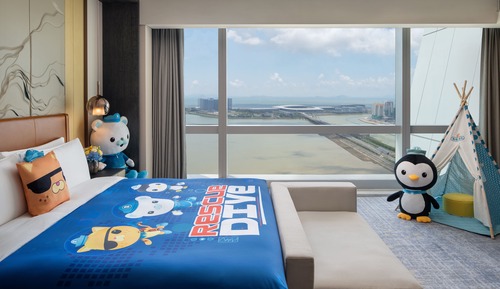 Premium Room, 1 King Bed, Sea View (HkZhMo Bridge, Kids Theme)