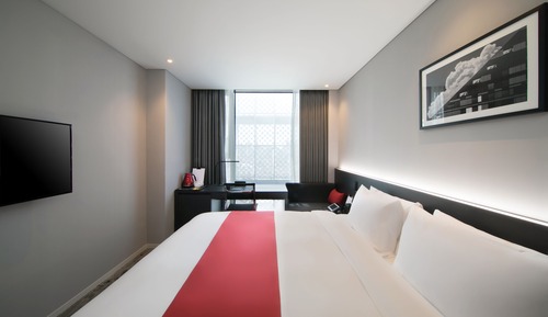 Deluxe Room, 1 Double Bed, Non Smoking, Bathtub (Hollywood room)