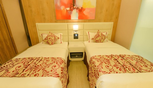 Deluxe Twin Room