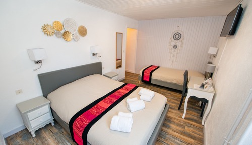 Triple Room