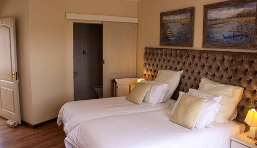 Twin Room (Room 3)