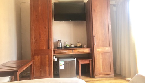 Deluxe Single Room, 2 Twin Beds, Non Smoking