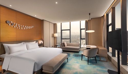 Superior Room, 1 King Bed, Non Smoking
