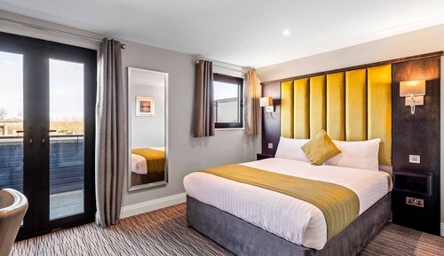 Deluxe Double Room, City View