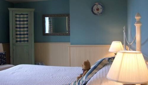 Classic Double Room with Balcony (Room 5)