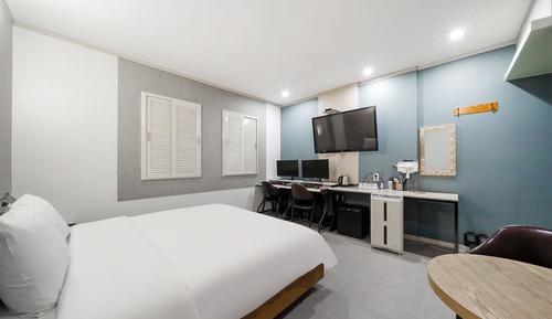 Standard Room (Breakfast for 2)
