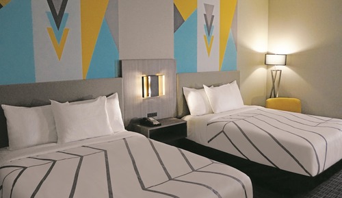 Room, 2 Queen Beds, Non Smoking