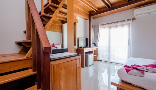 Deluxe Triple Room