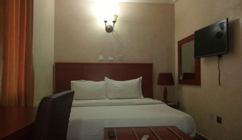 Standard Room, 1 Queen Bed, Non Smoking