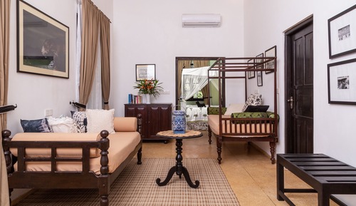 Main House Suite Room 1