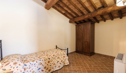 Panoramic Apartment, 2 Bedrooms, Vineyard View