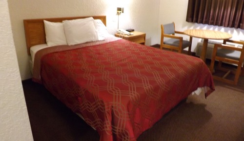 Standard Room, 1 Queen Bed, Accessible