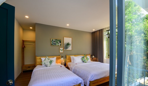 Family Room, Non Smoking, River View