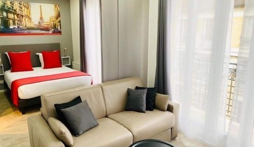 Deluxe Suite, 1 King Bed, Non Smoking