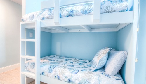 Condo, 3 Bedrooms (1238)