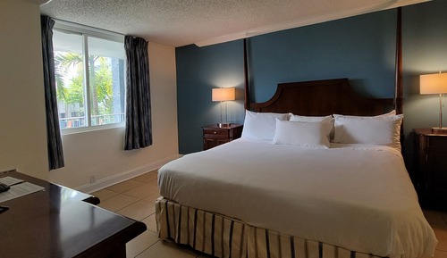 Traditional Suite, 1 King Bed