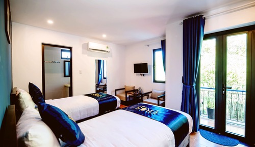 Deluxe Double or Twin Room, Balcony