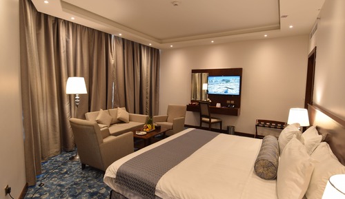 Double Room, 1 King Bed