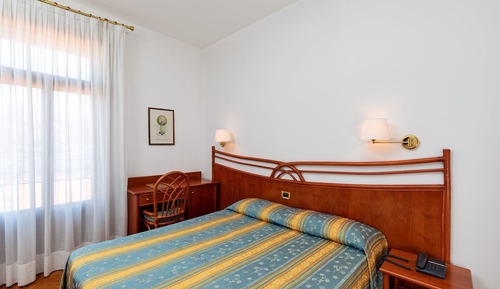 Classic Single Room