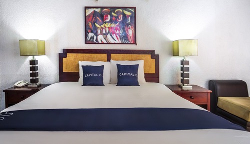 Superior Suite, Partial Ocean View