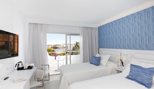 Comfort Room, Partial Sea View (Mare or Panoramic Building)