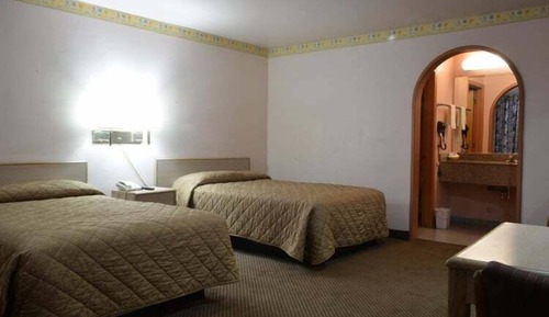 Standard Room, 2 Double Beds, Non Smoking