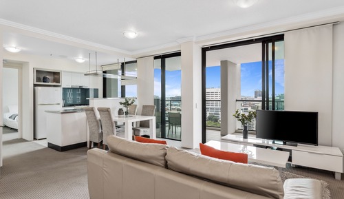 Apartment, 2 Bedrooms, 2 Bathrooms (1 Queen & 2 Single Beds)