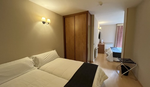 Quadruple Room (Access indoor pool)