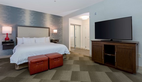 Studio, 1 King Bed, Accessible, Non Smoking