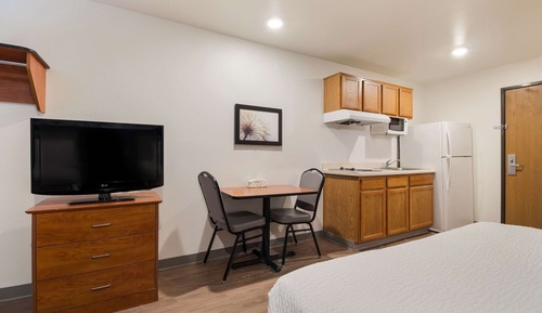 Standard Room, 1 Double Bed, Accessible, Non Smoking (Bathtub)