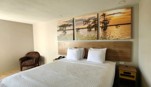 Suite, 1 King Bed, Non Smoking