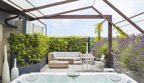 Suite, Terrace, Lake View (Jacuzzi)